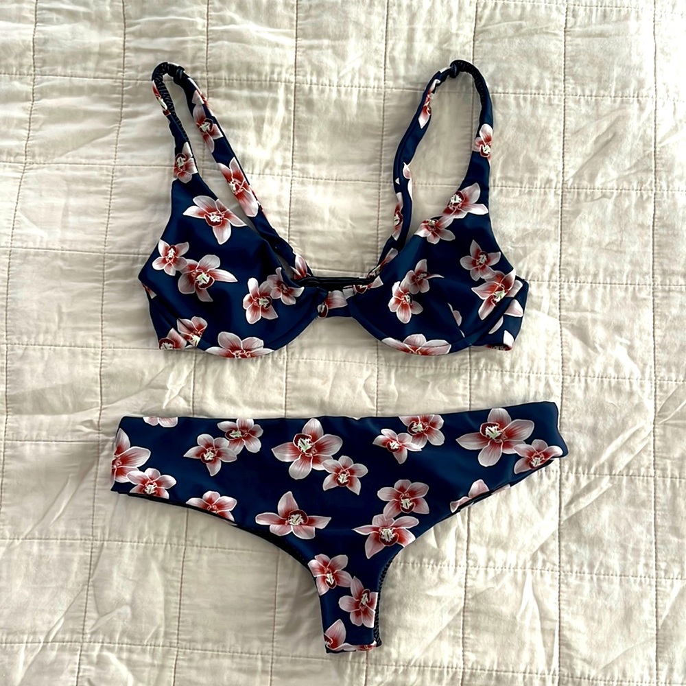 Acacia Geneva Top + Mumbai Bottom